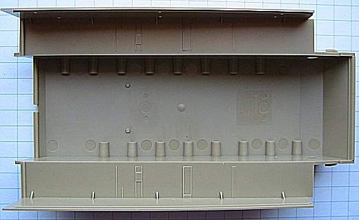 Tamiya - Panzerkampfwagen VI Tiger I (Sd.kfz. 181), Ausf. E Late Version