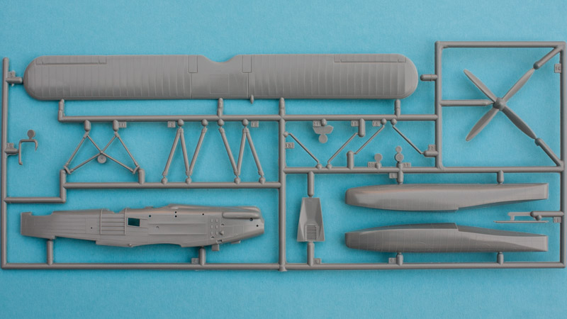 Hasegawa - Kawanishi E7K1 Type 94 Model 1 "Kamoi" /w Catapult