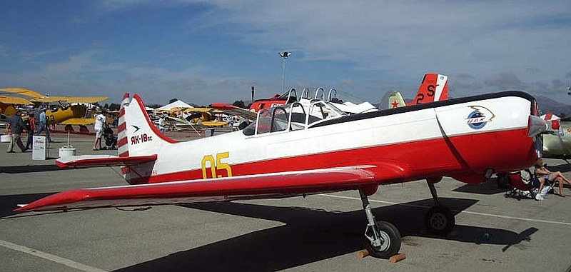 Amodel - Yak-18PS