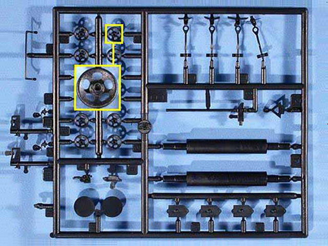 Spritzling B, u.a. mit den Achsen der Laufrollen (20x) rechts unten