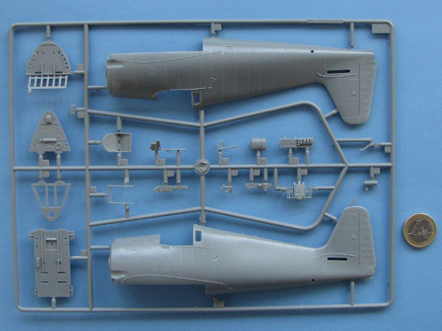 HobbyBoss - F6F-3 Hellcat Late Version