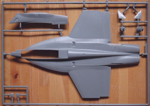 Revell - F/A-18E Super Hornet