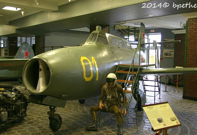 Eine Jak-23UTI im Museum Vadim Zadorozniy, Moskau