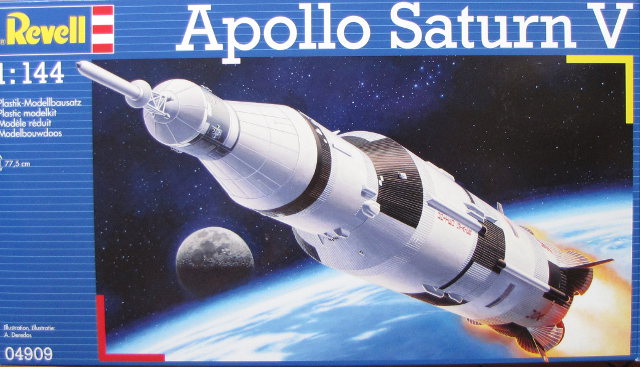 Revell - Apollo Saturn V