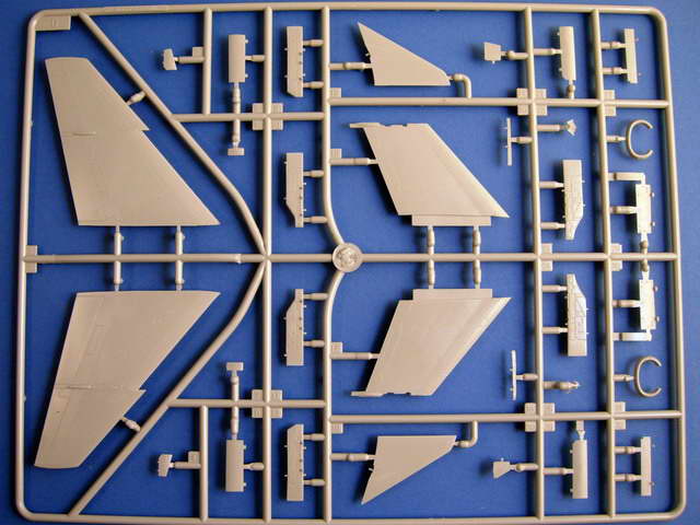 HobbyBoss - TA-7C Corsair II