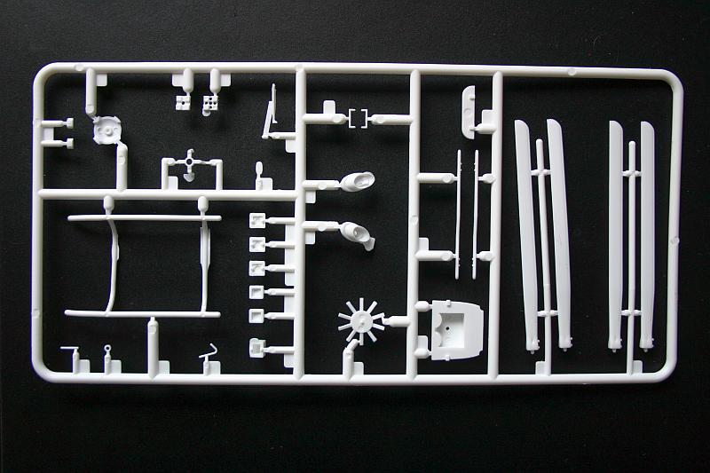 Revell - EC135 ANWB