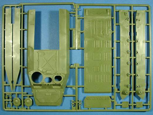 SKIF - Artillerie-Transportschlepper MT-LB6MB