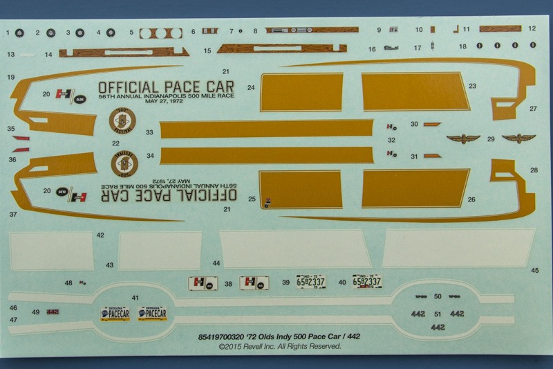 Revell - ´72 Oldsmobile Indianapolis 500 Pace Car /w Linda Vaughn 