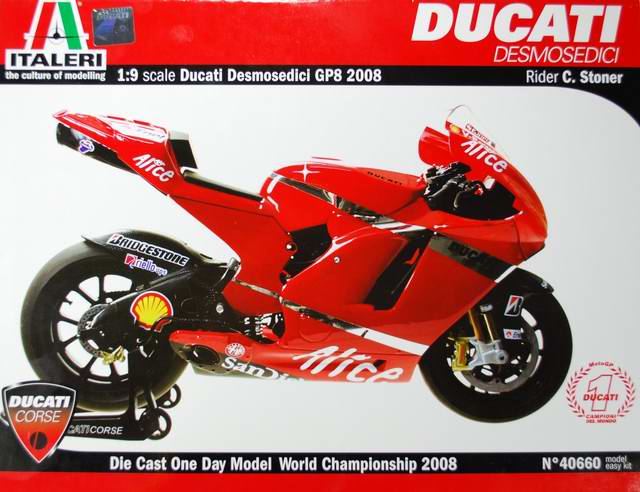 Italeri - Ducati Desmosedici GP8 2008