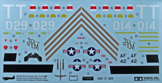 Tamiya - Douglas A-1J Skyraider U.S. Air Force