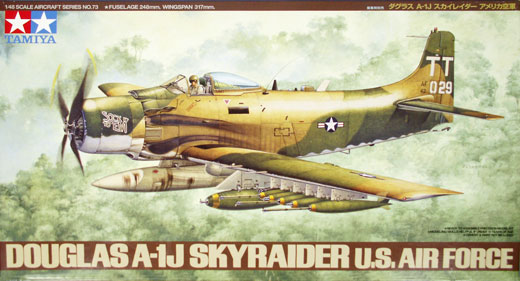 Tamiya - Douglas A-1J Skyraider U.S. Air Force