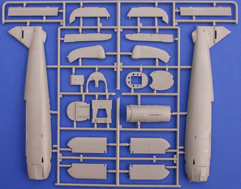 ICM - Henschel Hs 126A-1 with bomb racks