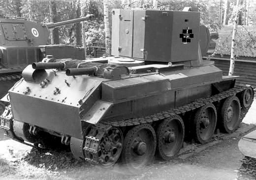 BT-42 im finnischen Panzermuseum