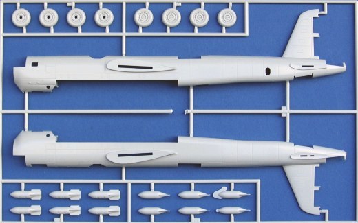 Revell - Heinkel He 177 A-6 "GREIF" & HS 293