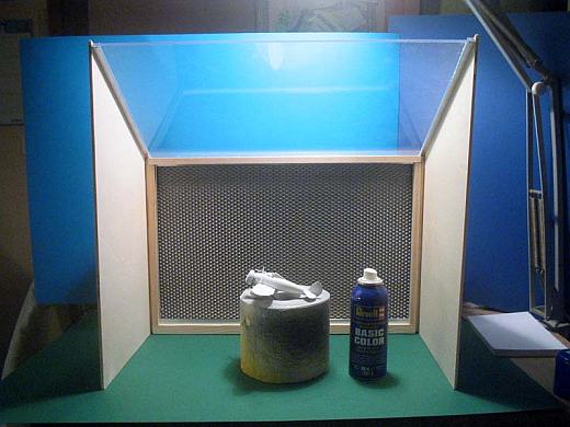 selbst gebaute Airbrushkabine